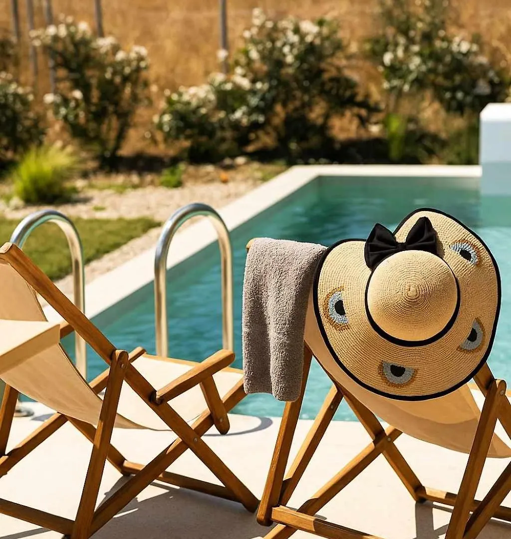 Aristotelia Gi Domes - Luxury Private Pool Retreats Olympiada